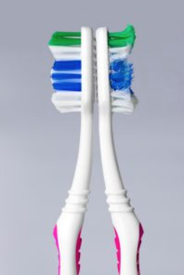 What Happens If You Keep Using an Old Toothbrush?